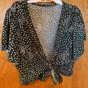Shein, green polka dot, tie top, cropped Size M/L